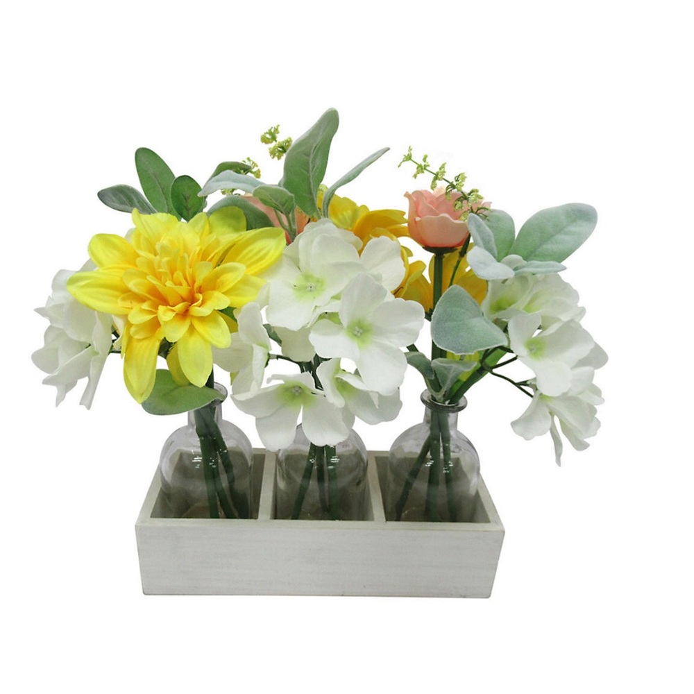 Floral Table Decor - Picture 3 of 4